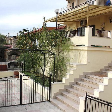 Home With Amazing View Monte Sant'Angelo Ngoại thất bức ảnh